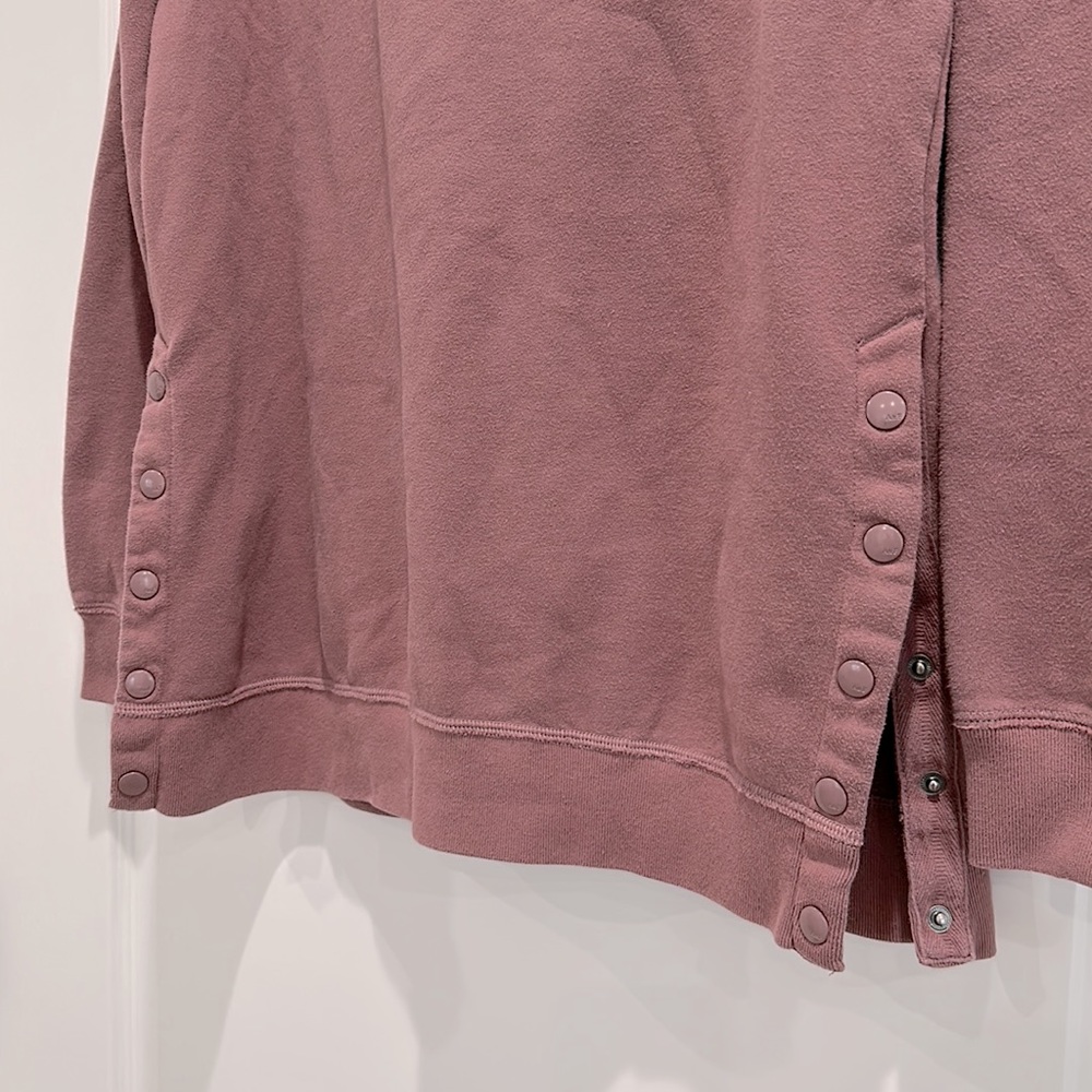 A&F Hoodie - Picture 4 of 7